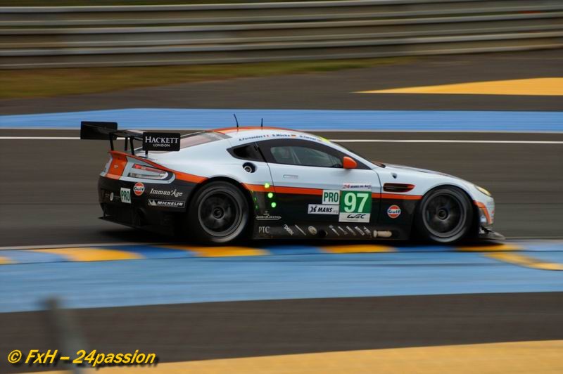Aston Martin V8 Vantage